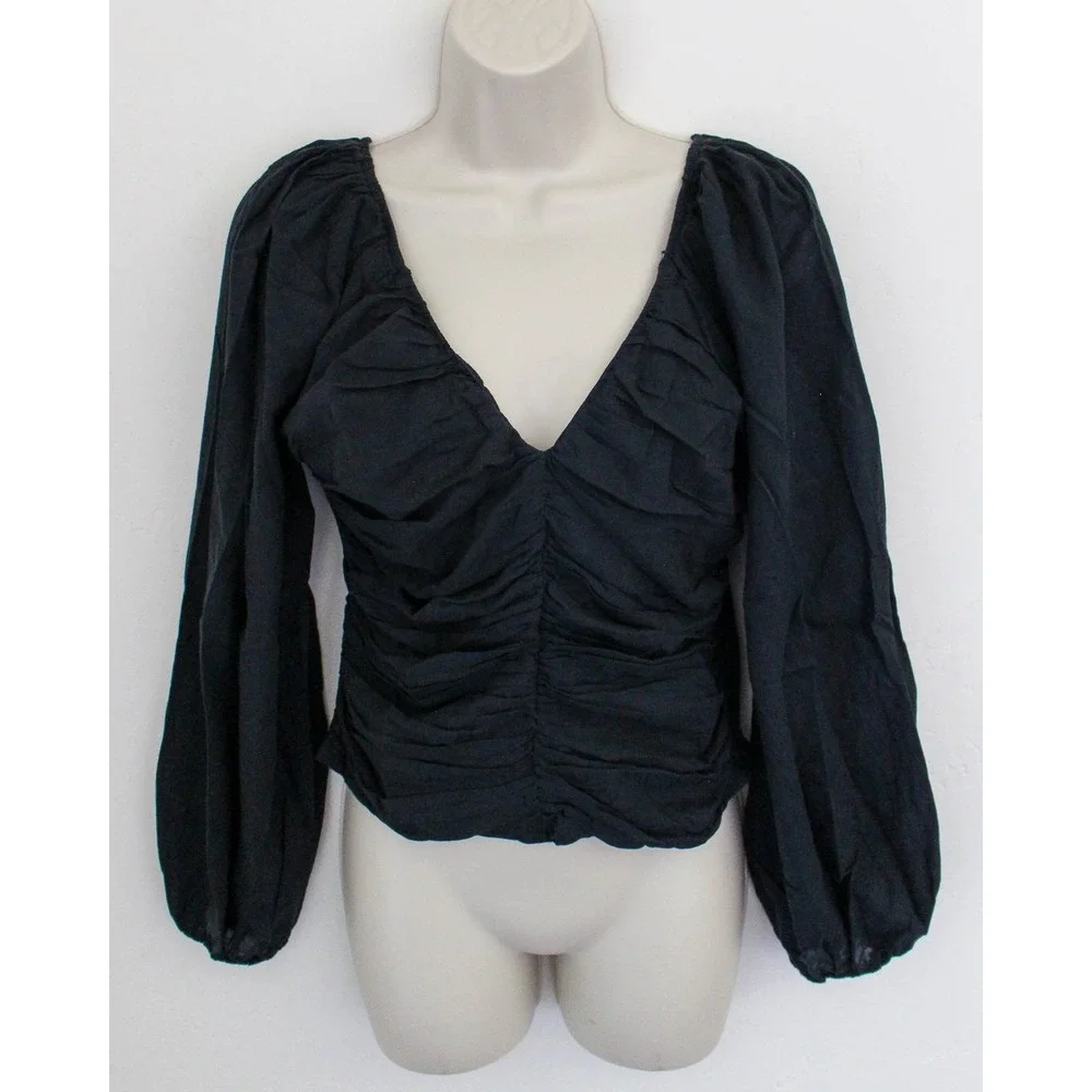 Abercrombie‎ & Fitch Cropped Top Medium Black V-Neck Smocked Ruched Puff Sleeve